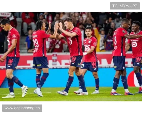 霍奇森战术体系解析:严密防守组织与反击效率