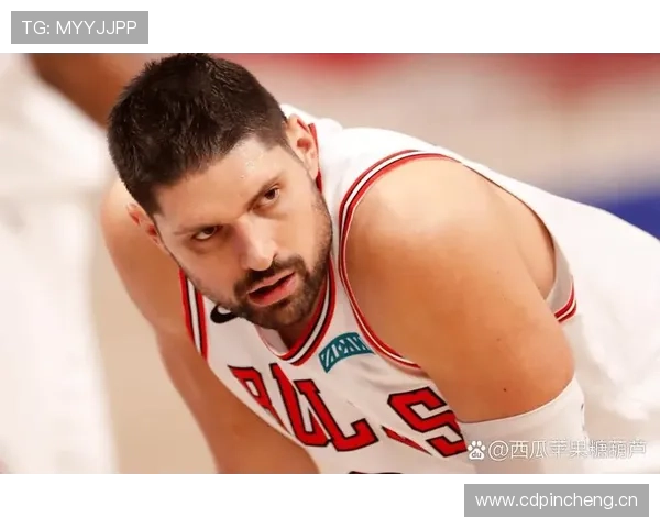 卡里姆·阿布杜尔-贾巴尔挡拆创造高效得分 引领球队内线攻防转换